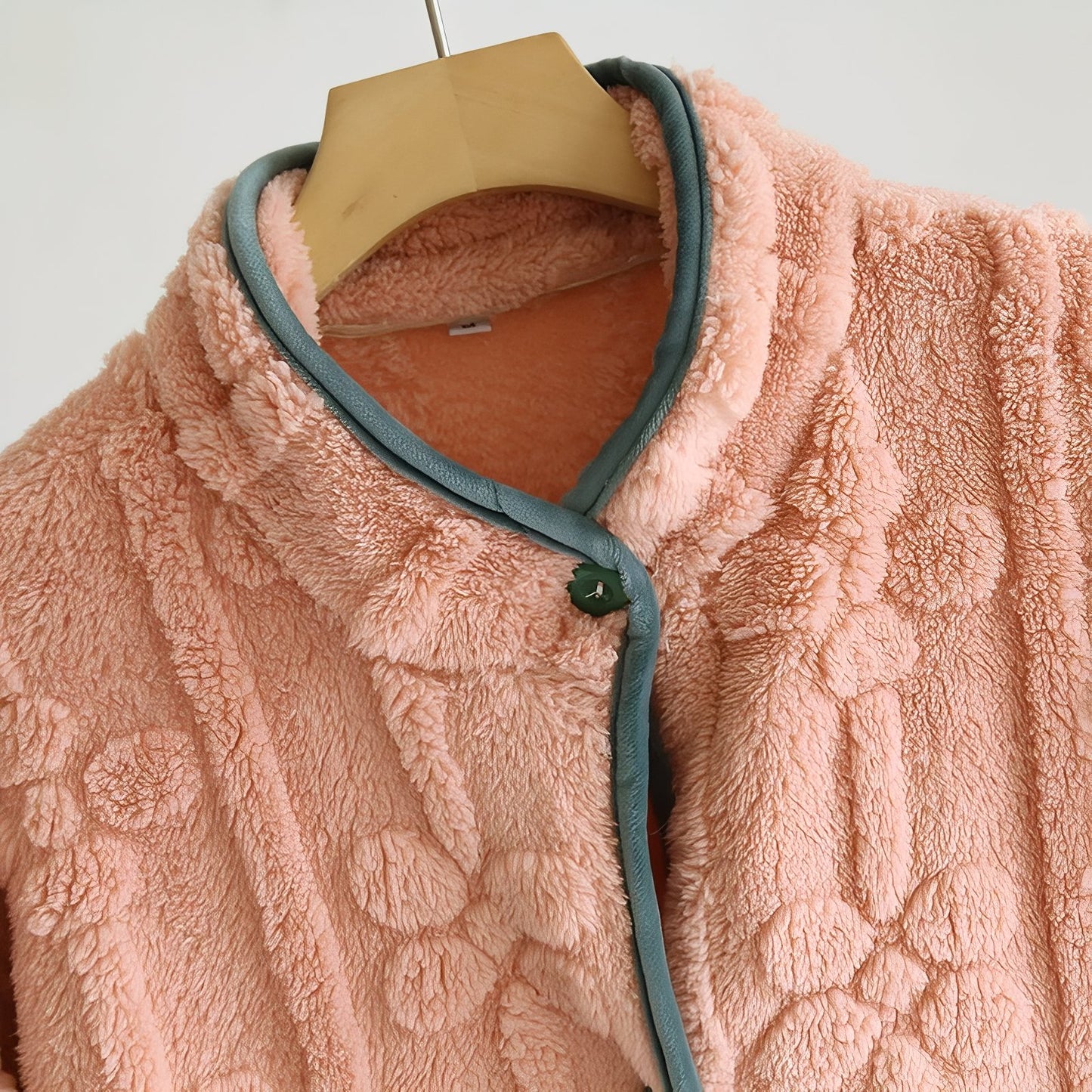 Robe de Chambre Boutonnée et Chaude